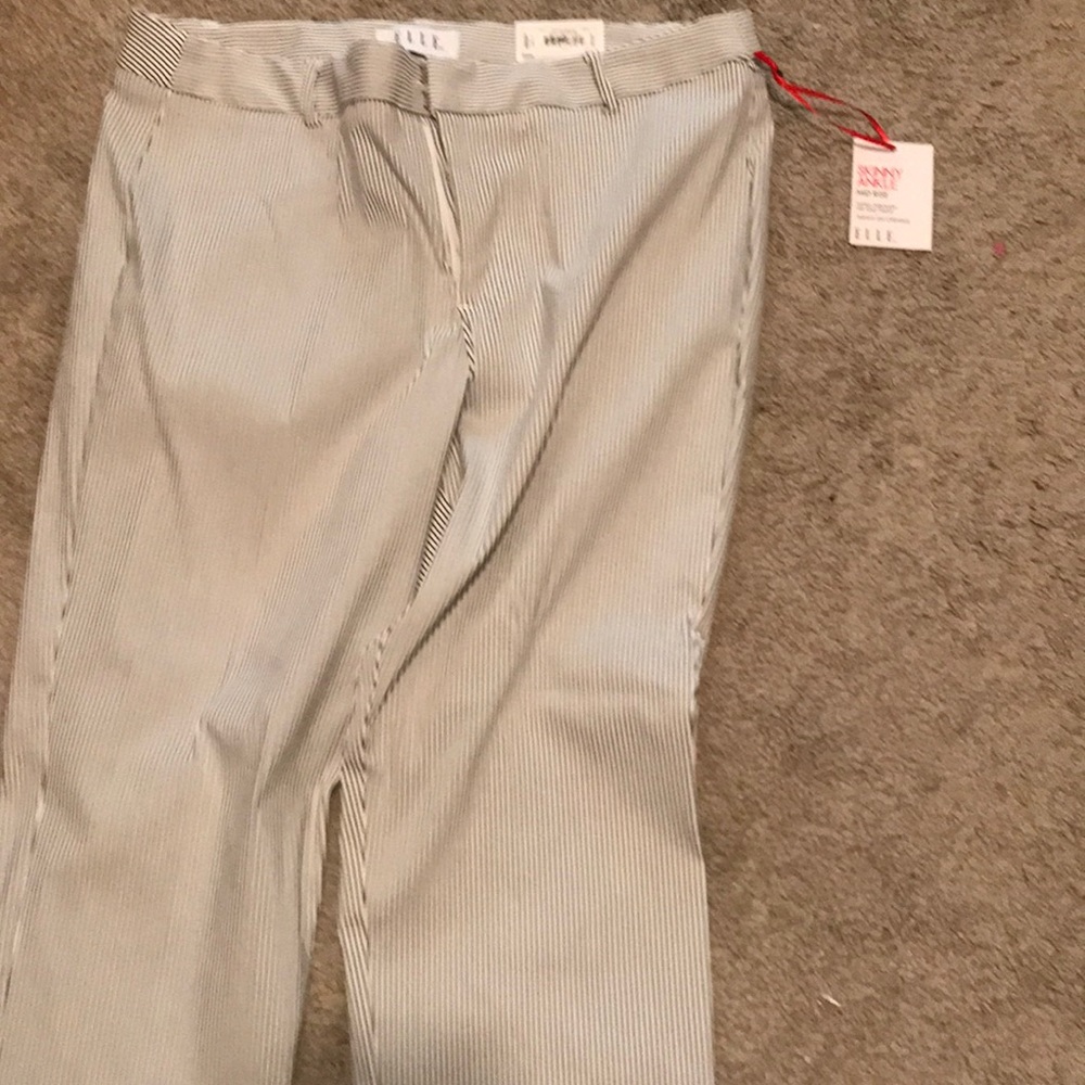 Skinny ankle mid rise